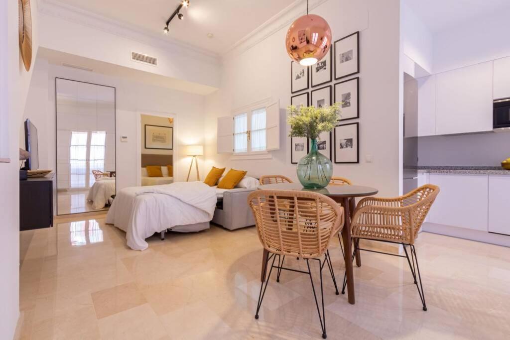 Mumu Luxury Suite Lirio Sevilla Eksteriør bilde
