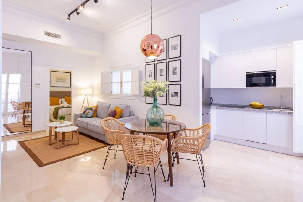 Mumu Luxury Suite Lirio Sevilla Eksteriør bilde