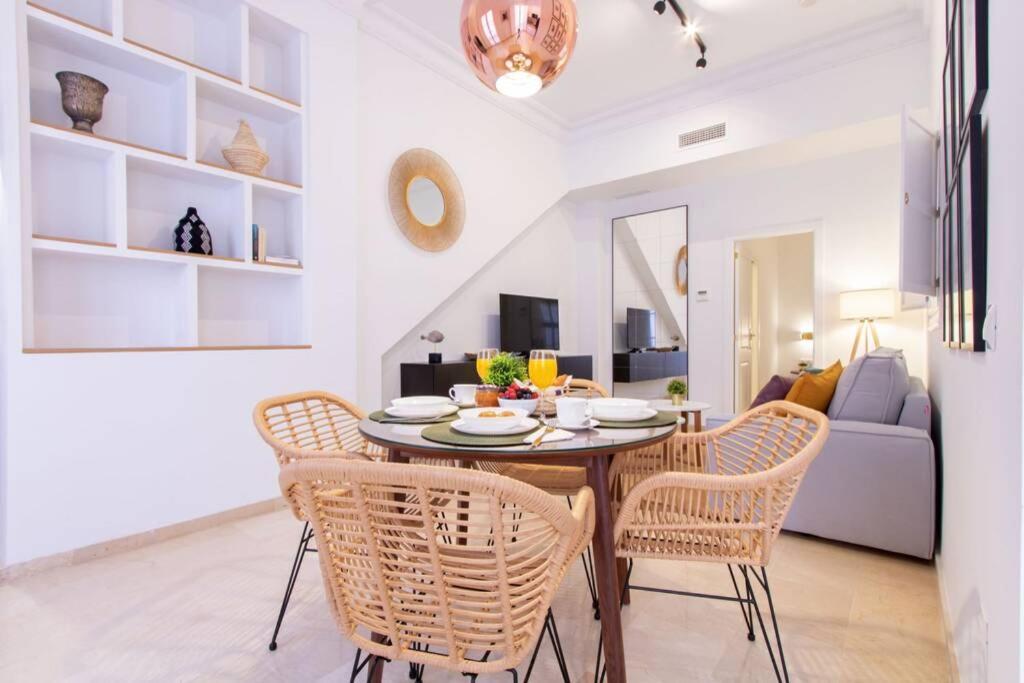 Mumu Luxury Suite Lirio Sevilla Eksteriør bilde