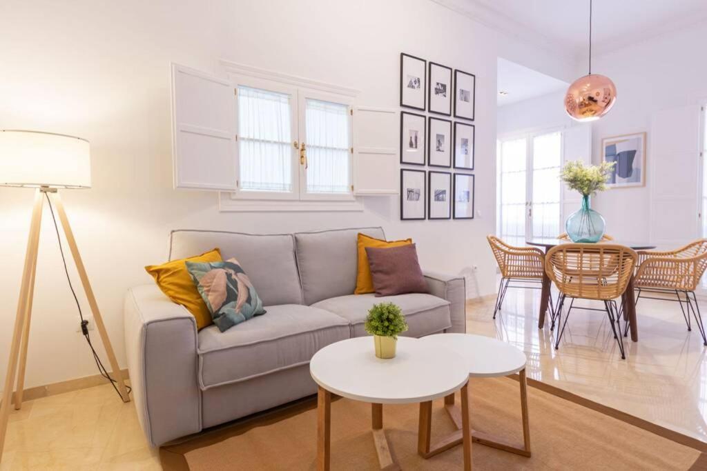 Mumu Luxury Suite Lirio Sevilla Eksteriør bilde