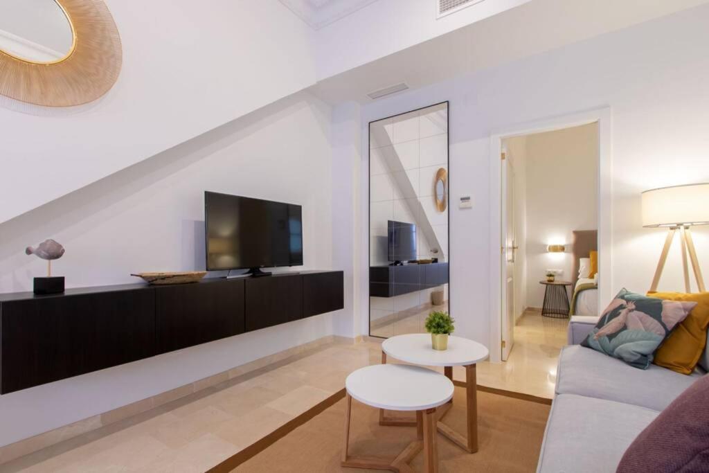Mumu Luxury Suite Lirio Sevilla Eksteriør bilde